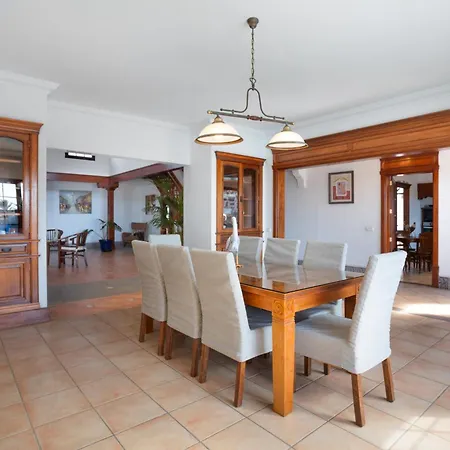 Bellavista Villa *